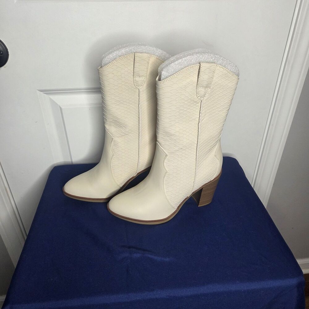 MIA White Snakeskin Embossed Coastal Cowgirl Western Boots Size 7